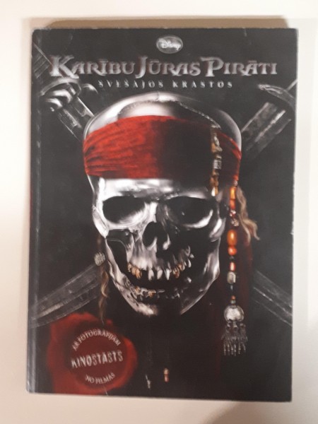 ''Svešajos krastos''