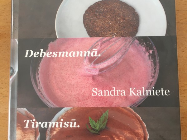 Prjaniks, debesmanna, tiramisu