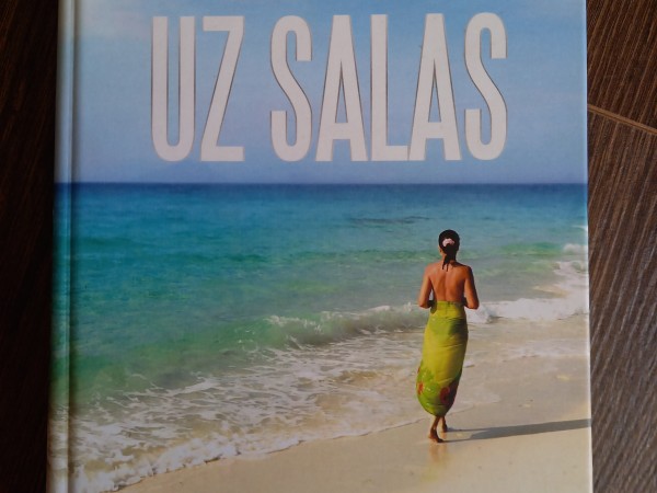 Uz salas
