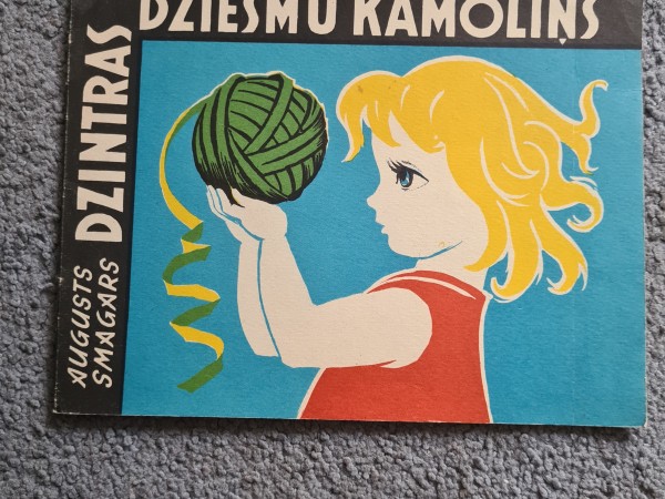 Dzintras dziesmu kamoliņš