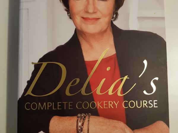 Delia's complete cookery course