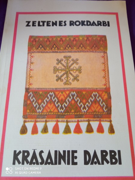 Zeltene rokdarbi