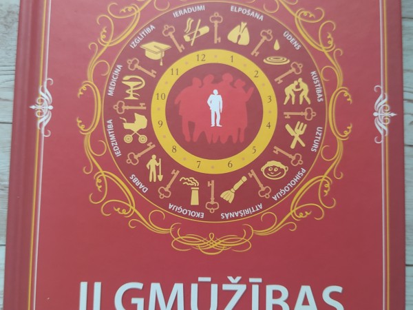 Ilgmūžības seifa 12 atslēgas