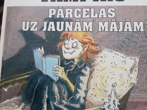 Mazais vampīrs pārceļas uz jaunām mājām