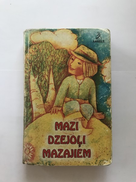 Mazi dzejoļi mazajiem