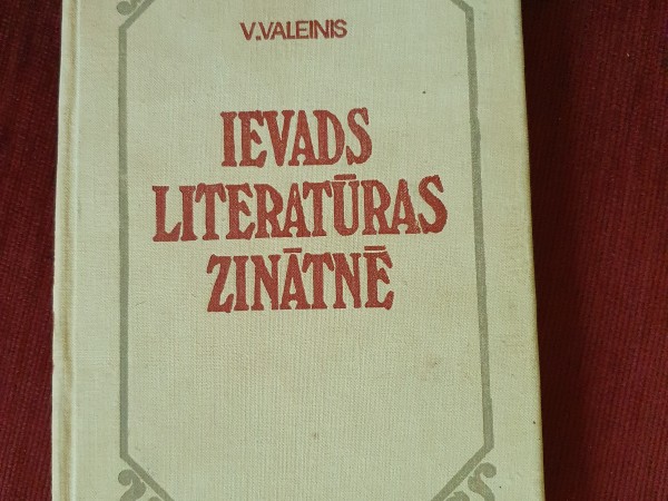 Ievads literatūras zinātnē