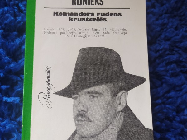 Komandors rudens krustcelēs