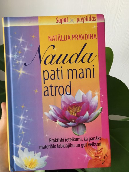 Nauda pati mani atrod