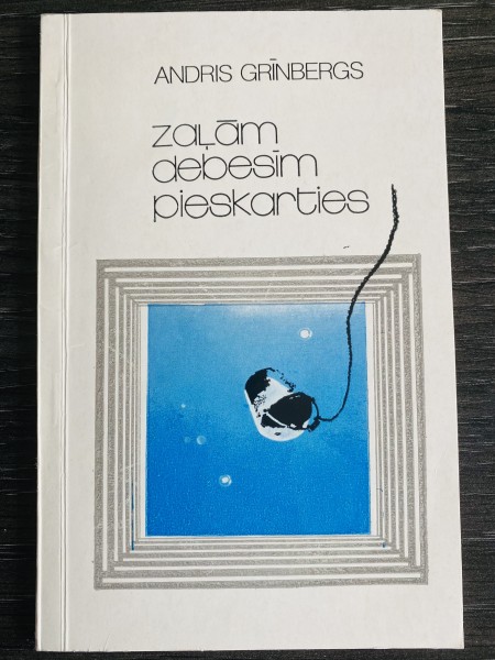 ZAĻĀM DEBESĪM PIESKARTIES