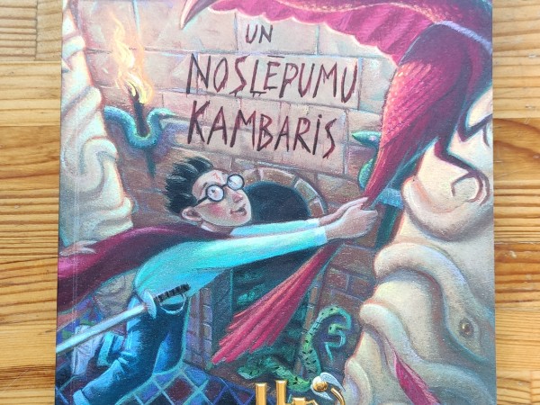 Harijs Poters un noslēpumu kambaris