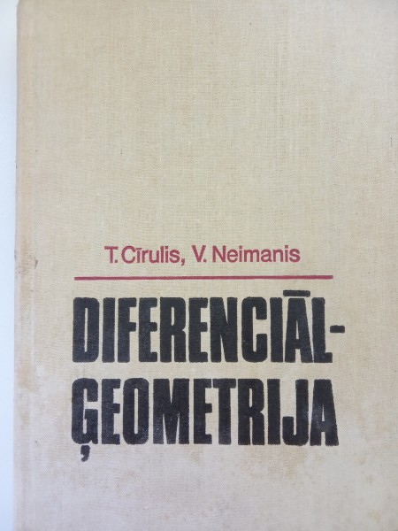 Diferenciālģeometrija