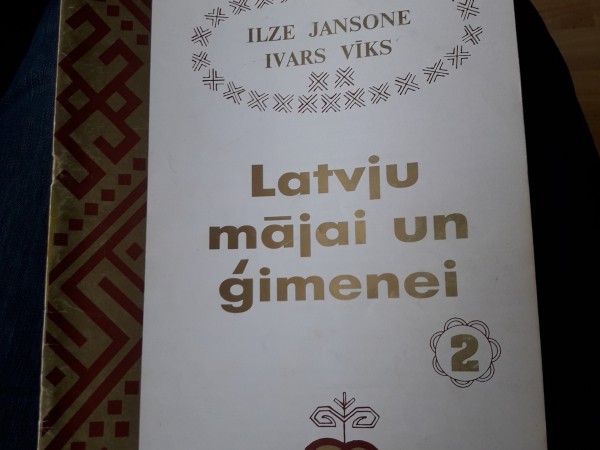 Latvju mājai un ģimenei nr. 2. 1997.g