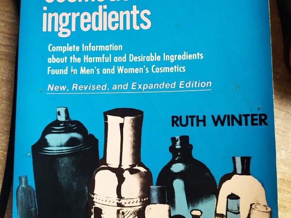 A Consumer's Dictionary of Cosmetic Ingredients