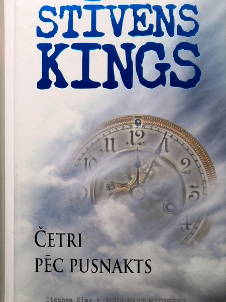 Četri pēc pusnakts