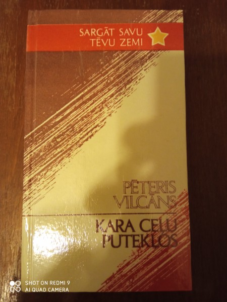 Kara ceļu putekļos