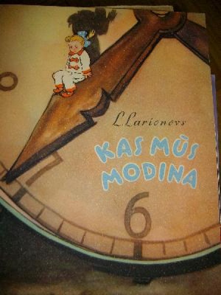 Kas mūs modina