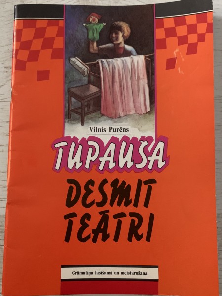 Tupauša desmit teātri