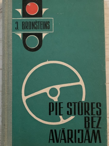 Pie stūres bez avārijām