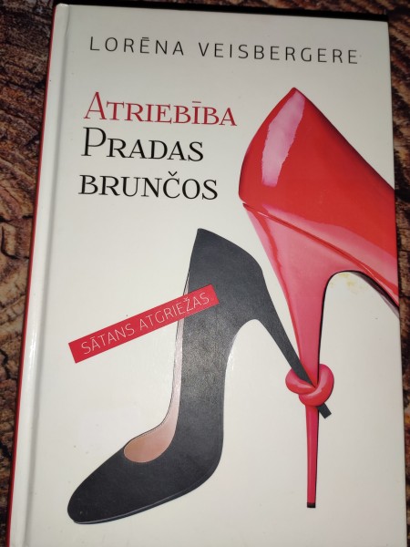Atriebība Pradas brunčos