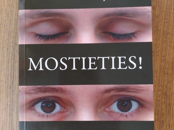 Katoļi, mostieties!