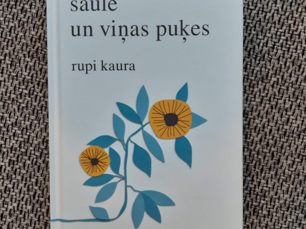 Saule un viņas puķes