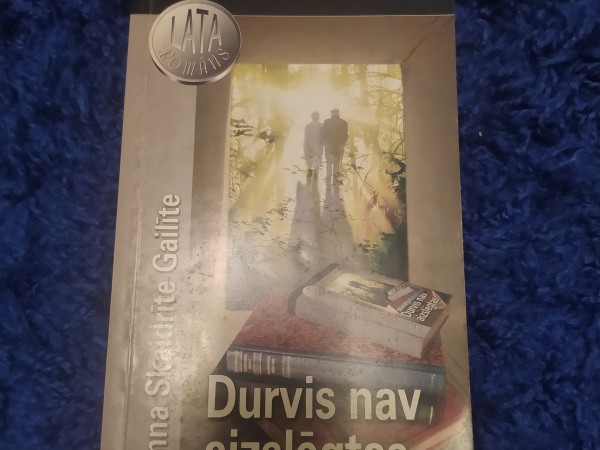 Durvis nav aizslēgtas