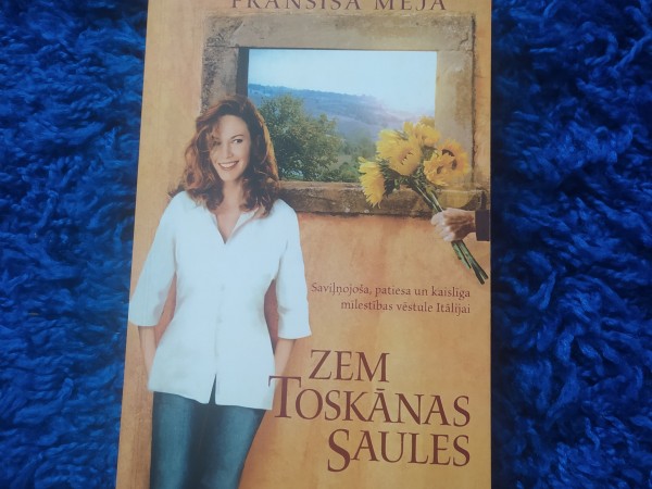 Zem Toskānas saules