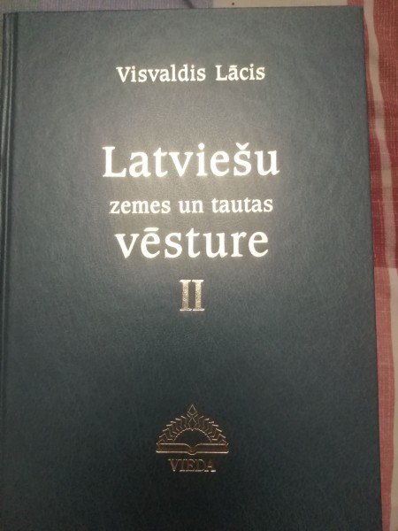 Latviešu zemes un tautas vesture