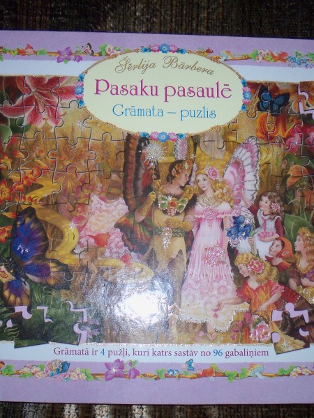 Pasaku pasaulē. Grāmata - puzlis