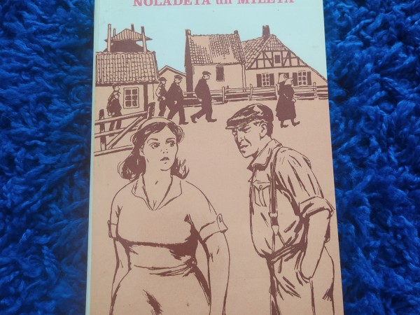 Nolādēta un mīlēta