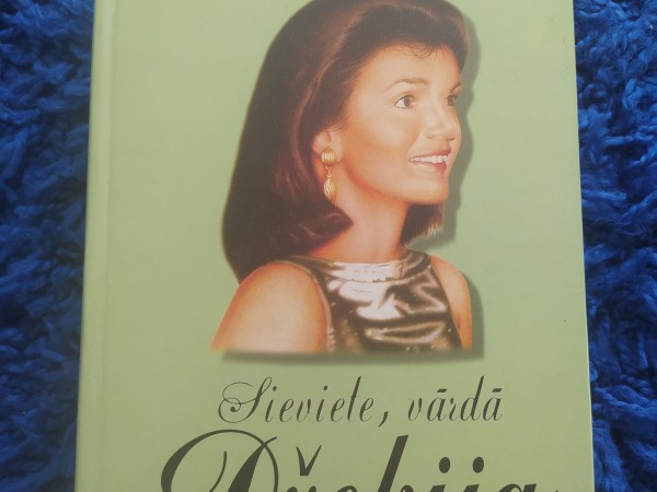 Sieviete, vārdā Džekija