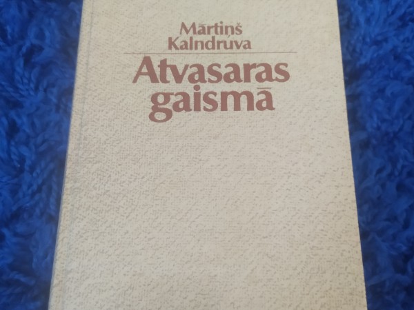 Atvasaras gaismā