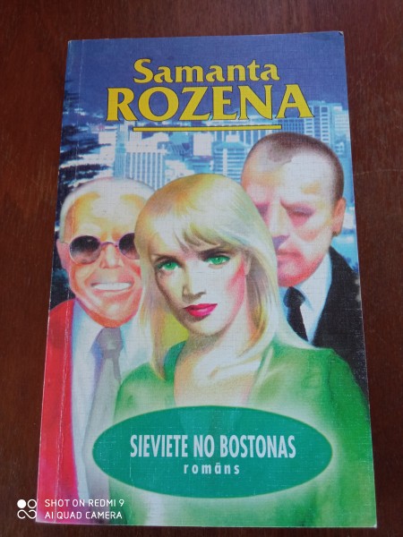 Sieviete no  Bostonas