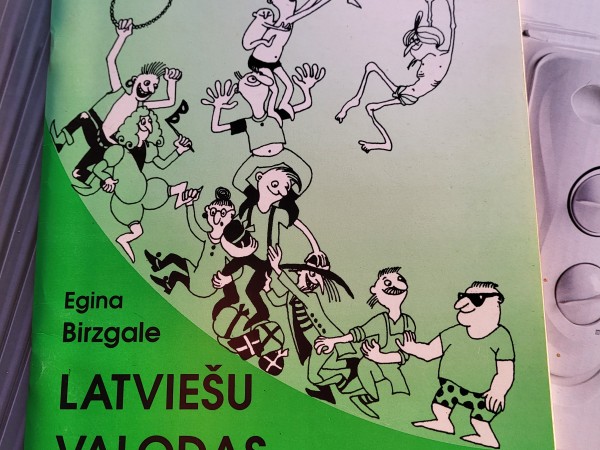 Latviešu valodas burtnīca 9. klasei 1