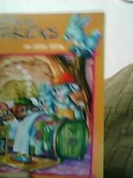 Zilais zaķēns un zāles tētim