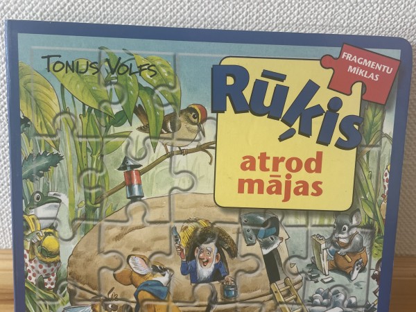 Rūķis atrod mājas