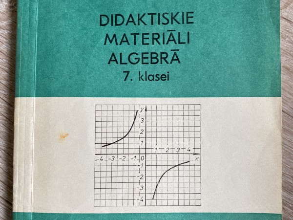 Didaktiskie materiāli algebrā