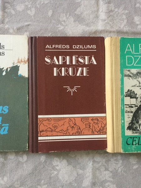 Alfreda Dziļuma Latvijā izdoto grāmatu kolekcija 