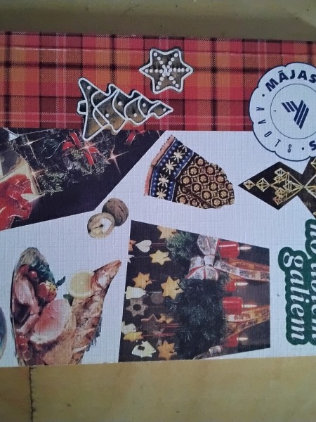 Gads ir balts no abiem galiem