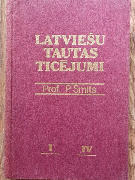 Latviešu tautas ticējumi
