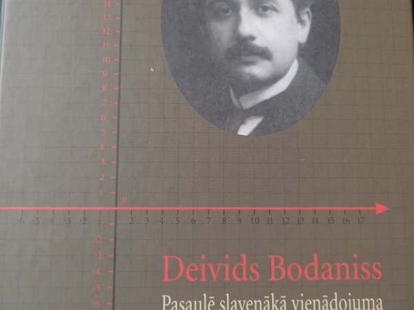 E=mc2 Pasaulē slavenākā vienādojuma biogrāfija