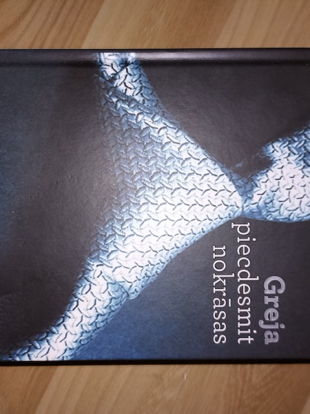 Greja piecdesmit nokrāsas