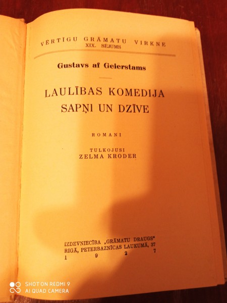 Laulības komedija sapņi un dzīve