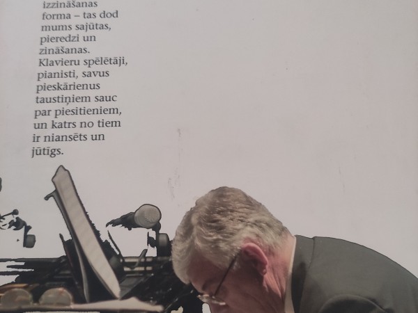 Raimonds Pauls, Pieskāriens