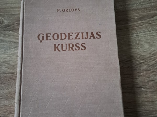 Ģeodezijas kurss