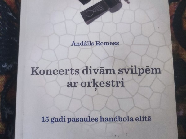 Koncerts divām svilpēm ar orķestri, 15 gadi pasaules handbola elitē