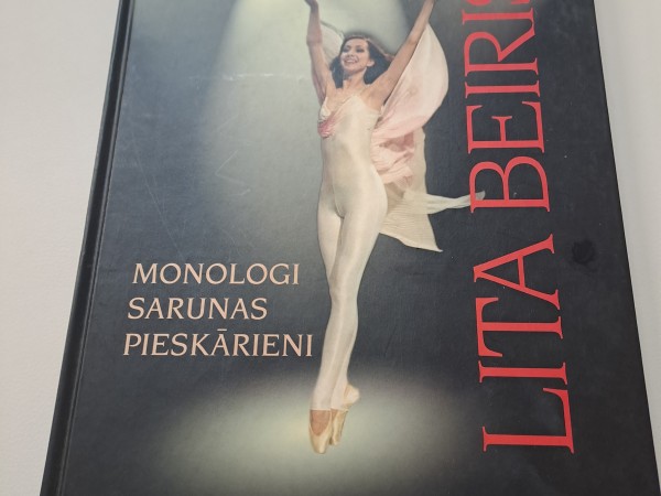 Monologi. Sarunas. Pieskarieni