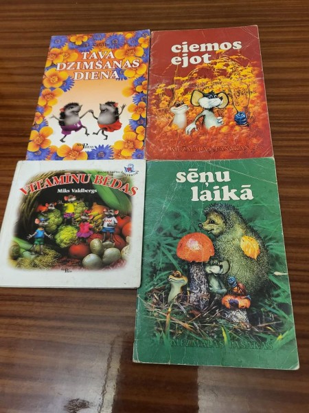 Tava dzimšanas diena/ Sēņu laikā/ Ciemos ejotVitamīnu bēdas/ Sēņu laikā/ Ciemos ejot