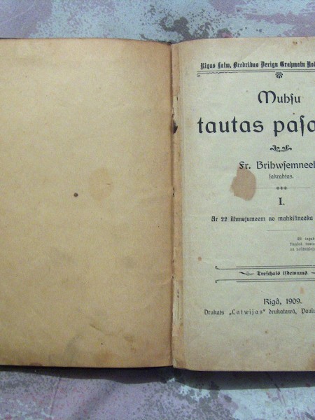 Mūsu tautas pasakas 1909.gads