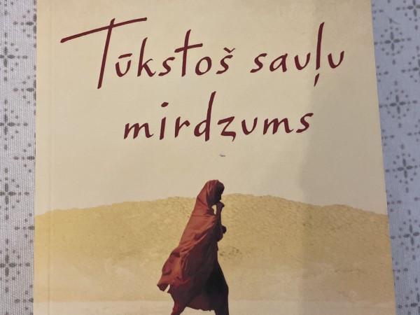 Tūkstoš sauļu mirdzums